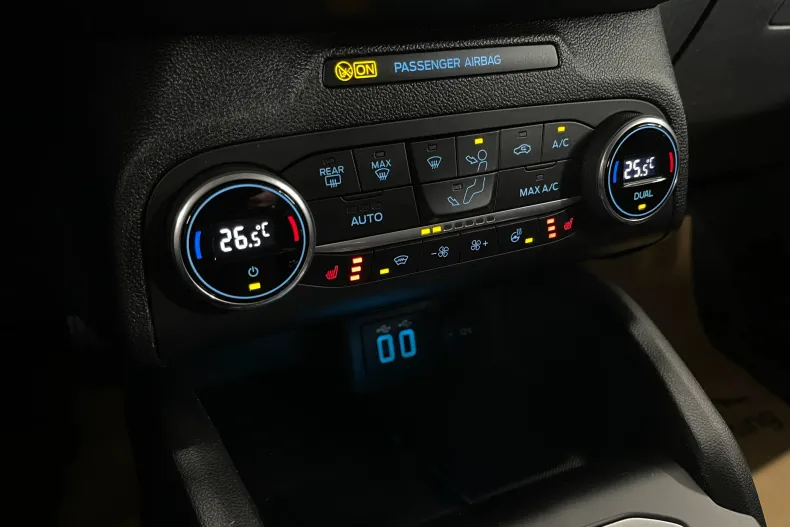 Ford Focus din 2021 cu 118.132 km - oferta FOR175881 - foto 20