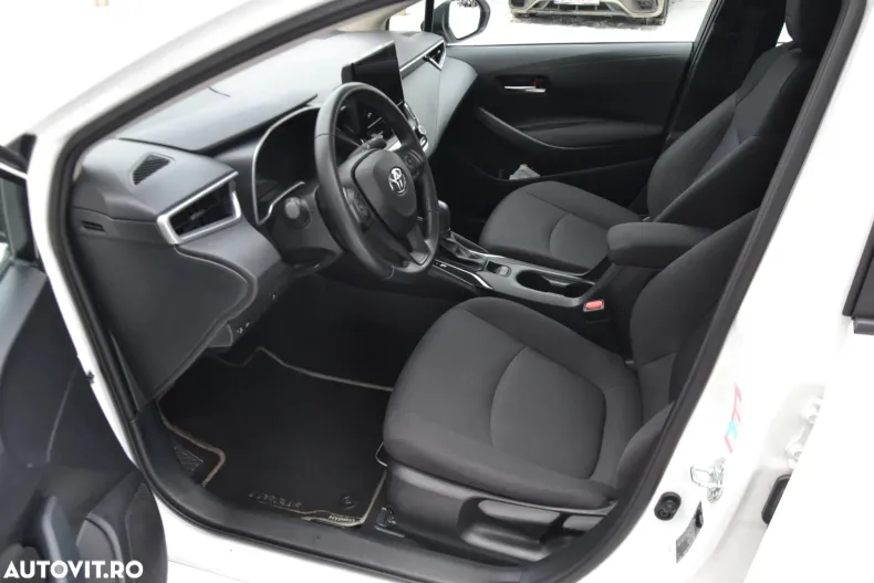 Toyota Corolla din 2024 cu 33.202 km - oferta TOY175885 - foto 10