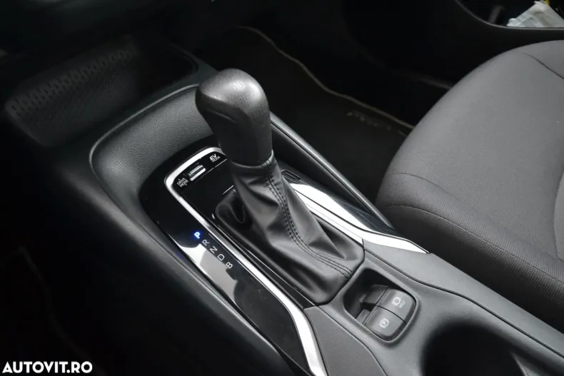 Toyota Corolla din 2024 cu 33.202 km - oferta TOY175885 - foto 19