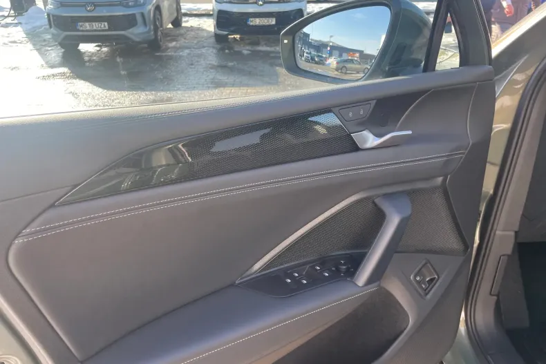 Volkswagen Tiguan din 2025 cu 1 km - oferta VOL175886 - foto 10