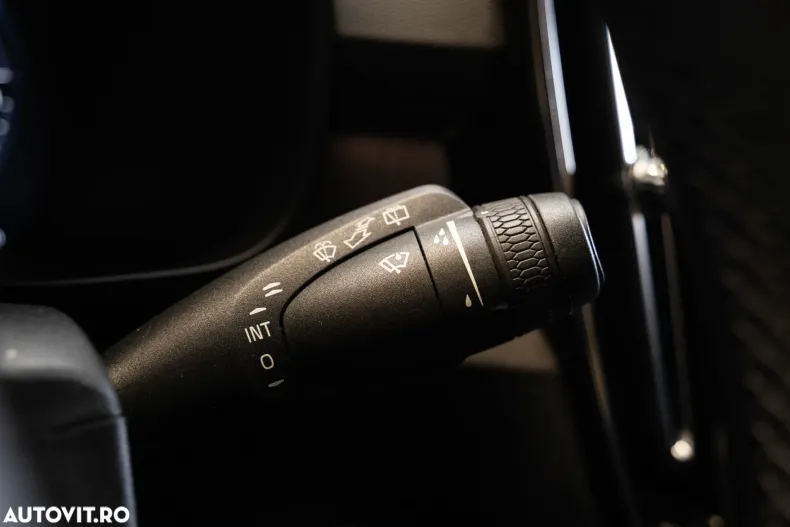 Volvo XC40 din 2022 cu 117.065 km - oferta VOL175887 - foto 22