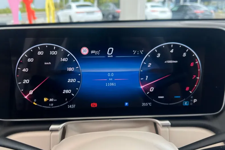 Mercedes-Benz S din 2023 cu 11.200 km - oferta MER175892 - foto 26