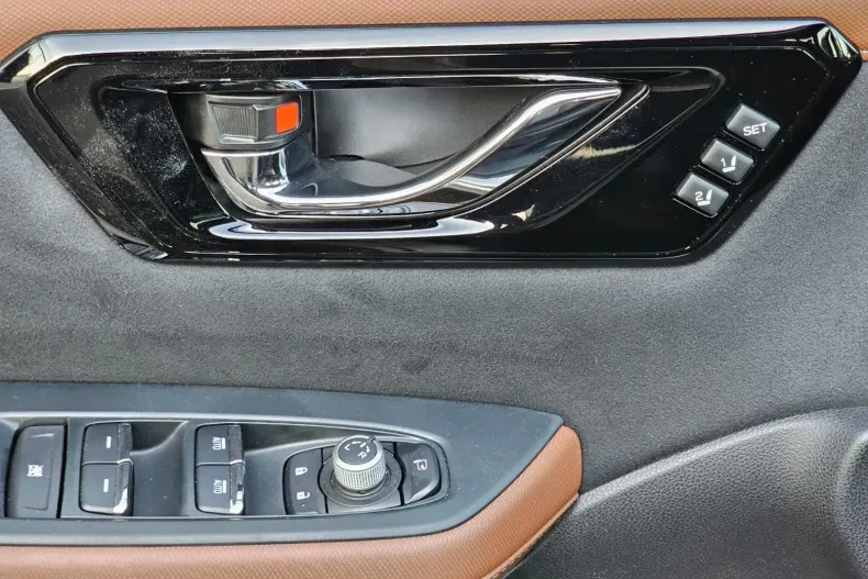 Subaru Forester din 2024 cu 4.500 km - oferta SUB175904 - foto 24