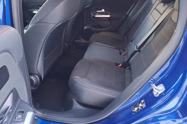 Mercedes-Benz GLA din 2024 cu 25.510 km - oferta MER175907 - foto 13