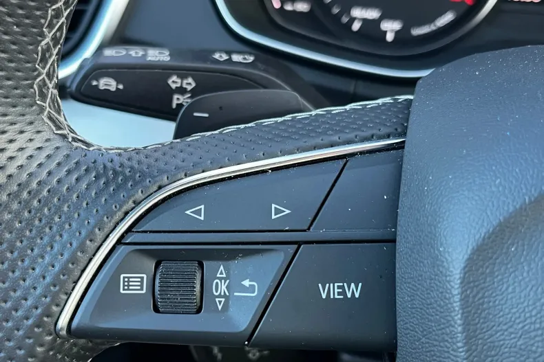 Audi Q5 din 2023 cu 63.820 km - oferta AUD175909 - foto 16