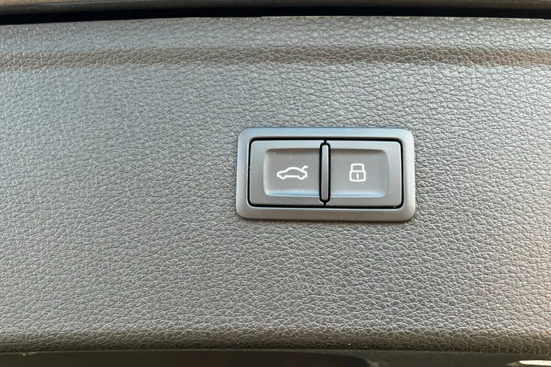 Audi Q5 din 2023 cu 63.820 km - oferta AUD175909 - foto 28