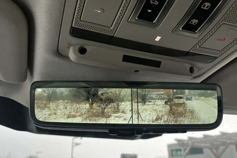 Land Rover Defender din 2024 cu 98.900 km - oferta LAN175911 - foto 22