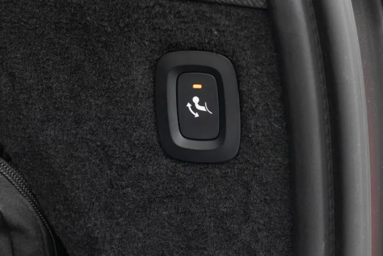 Volvo XC90 din 2022 cu 79.500 km - oferta VOL175913 - foto 11