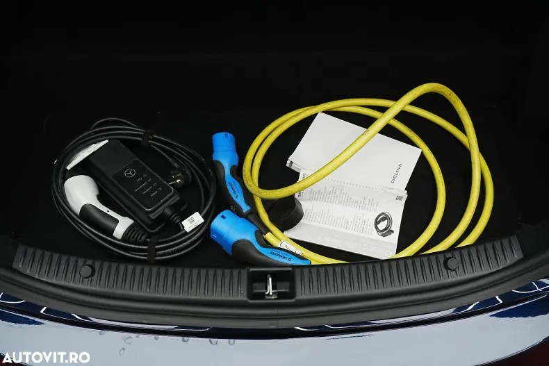 Mercedes-Benz C 300 din 2021 cu 57.000 km - oferta MER175916 - foto 40