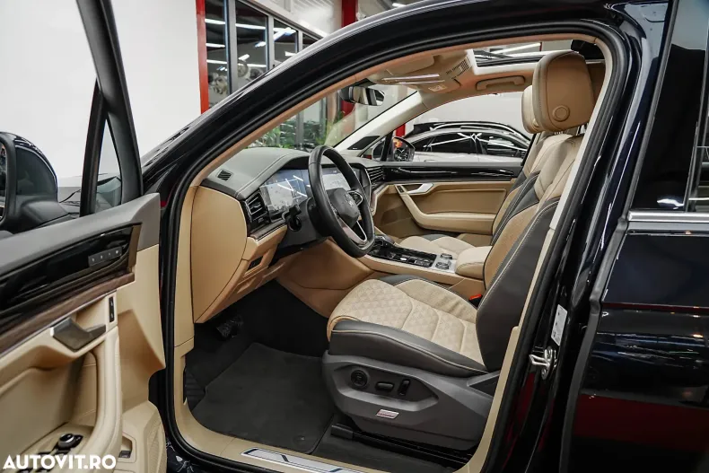 Volkswagen Touareg din 2021 cu 138.000 km - oferta VOL175917 - foto 6