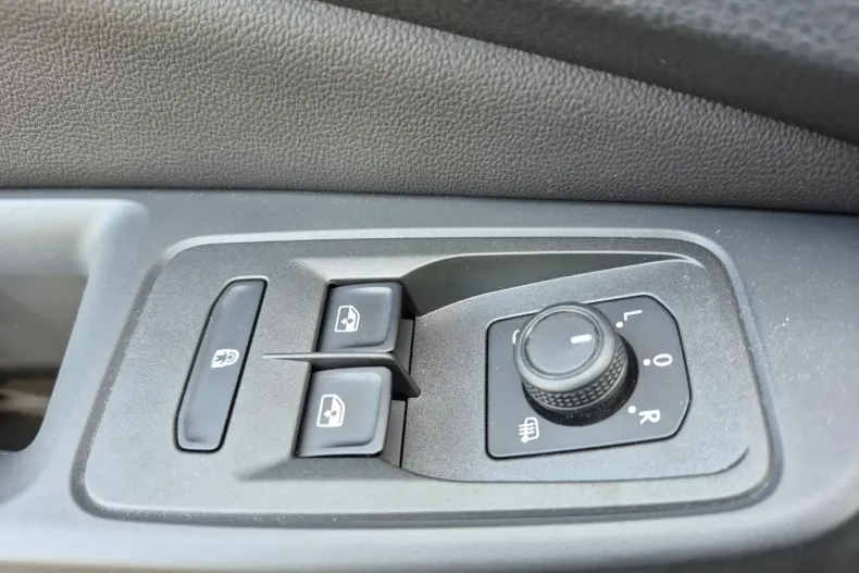 Volkswagen Caddy din 2025 cu 9.000 km - oferta VOL175924 - foto 18