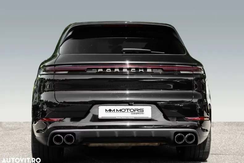 Porsche Cayenne din 2023 cu 35.782 km - oferta POR175931 - foto 6