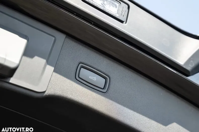 Porsche Cayenne din 2023 cu 35.782 km - oferta POR175931 - foto 33