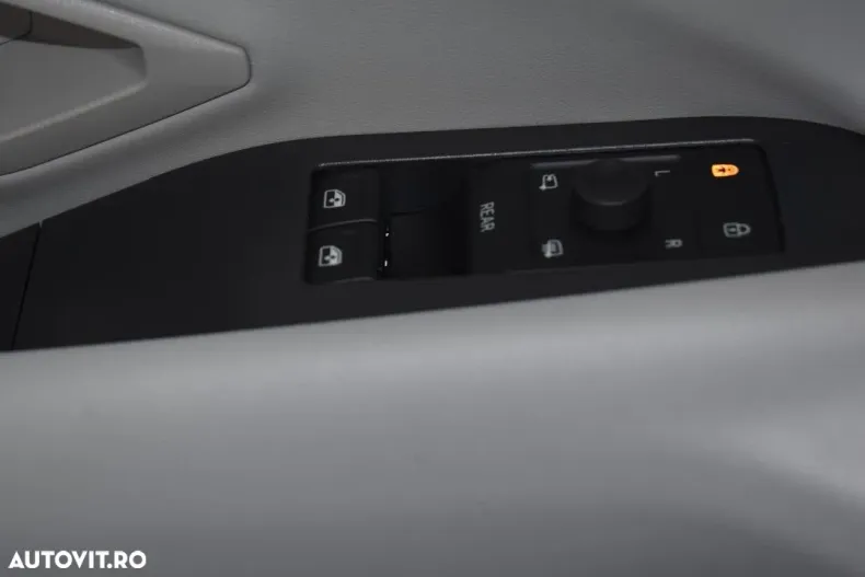 Ford Explorer din 2025 cu 1 km - oferta FOR175935 - foto 10