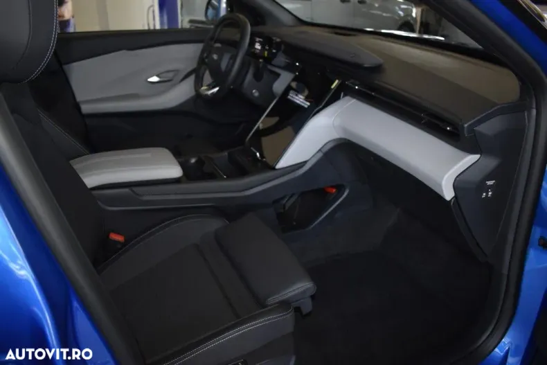 Ford Explorer din 2025 cu 1 km - oferta FOR175935 - foto 15