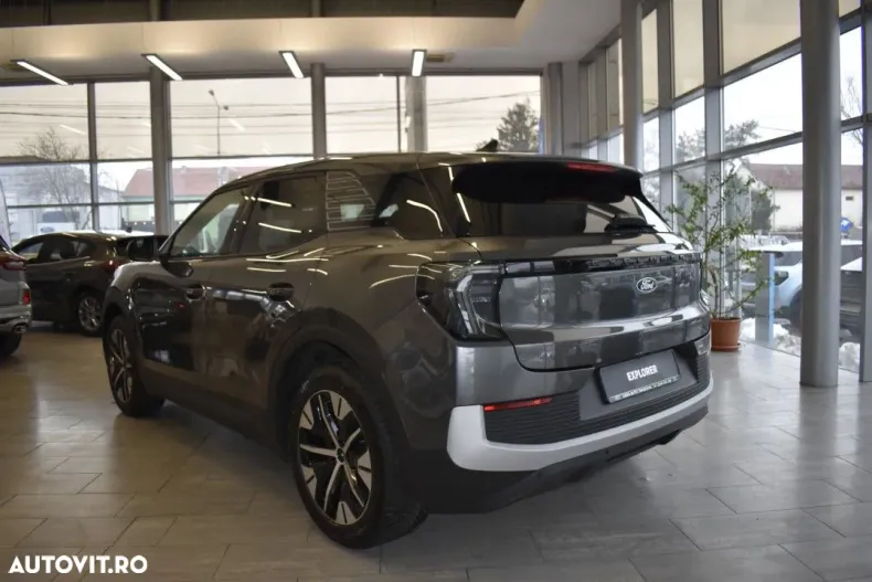 Ford Explorer din 2024 cu 1 km - oferta FOR175937 - foto 4
