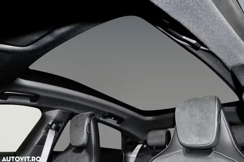 Porsche Taycan din 2025 cu 25.200 km - oferta POR175940 - foto 11