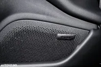 Porsche Taycan din 2025 cu 25.200 km - oferta POR175940 - foto 12