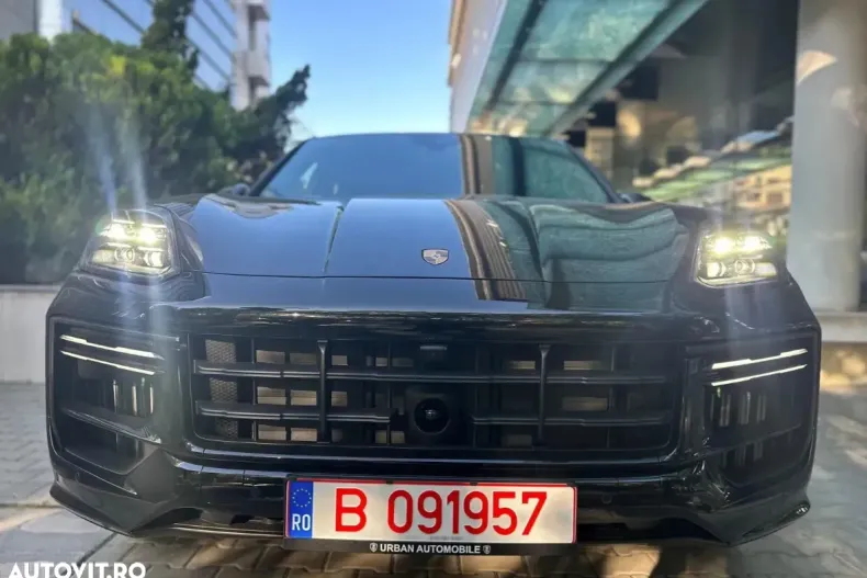 Porsche Cayenne Coupe din 2025 cu 5.000 km - oferta POR175941 - foto 13