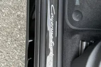 Porsche Cayenne Coupe din 2025 cu 5.000 km - oferta POR175941 - foto 28