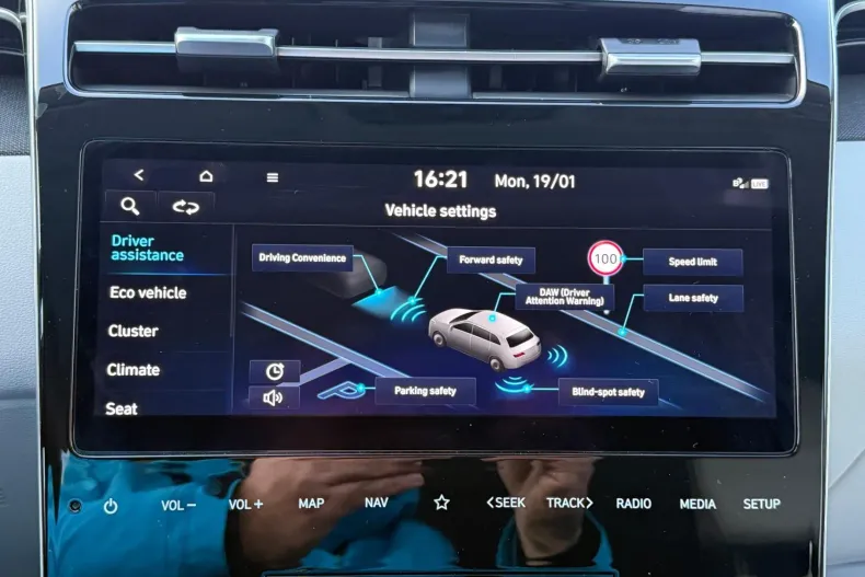 Hyundai TUCSON din 2021 cu 101.820 km - oferta HYU175948 - foto 14