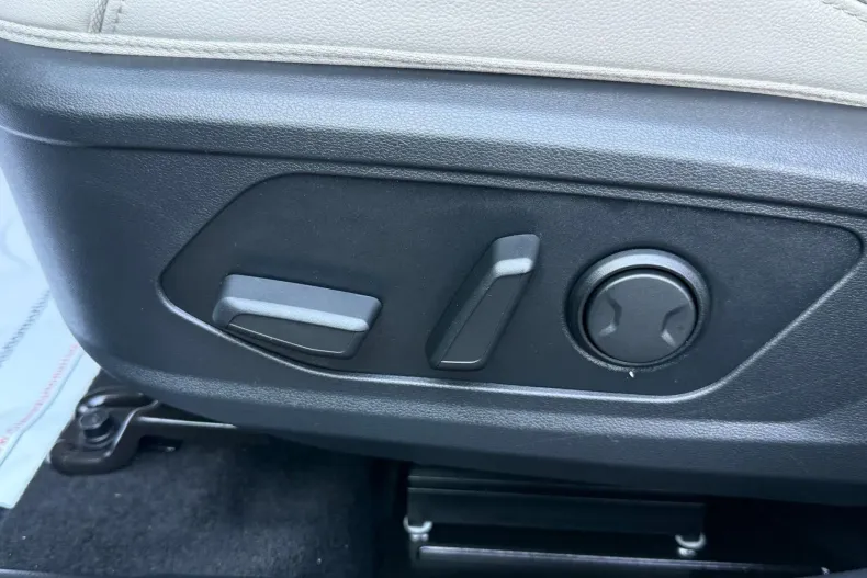 Hyundai TUCSON din 2021 cu 101.820 km - oferta HYU175948 - foto 32