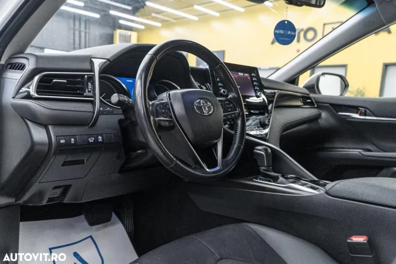Toyota Camry din 2022 cu 140.000 km - oferta TOY175956 - foto 6