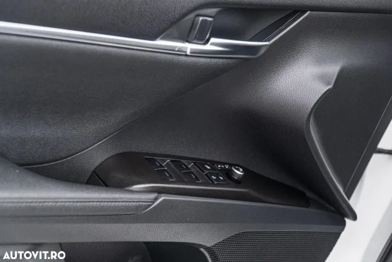 Toyota Camry din 2022 cu 140.000 km - oferta TOY175956 - foto 26