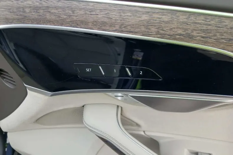 Audi A8 din 2023 cu 79.800 km - oferta AUD175962 - foto 11