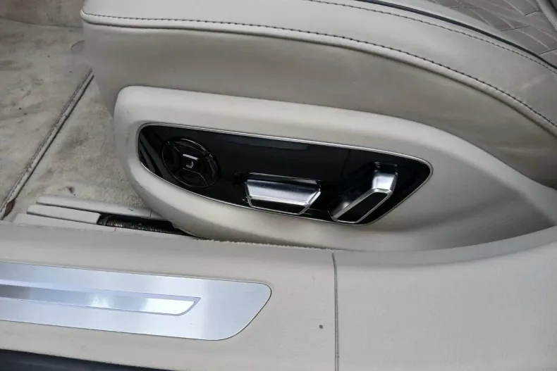 Audi A8 din 2023 cu 79.800 km - oferta AUD175962 - foto 14