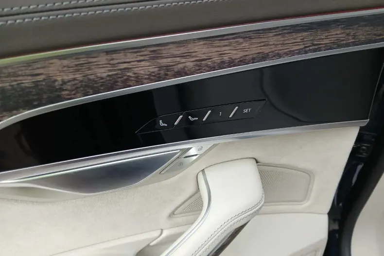 Audi A8 din 2023 cu 79.800 km - oferta AUD175962 - foto 17