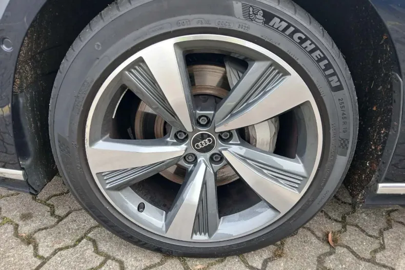 Audi A8 din 2023 cu 79.800 km - oferta AUD175962 - foto 30