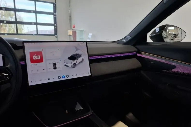 Lynk&Co 8 din 2025 cu 10 km - oferta LYN175964 - foto 10