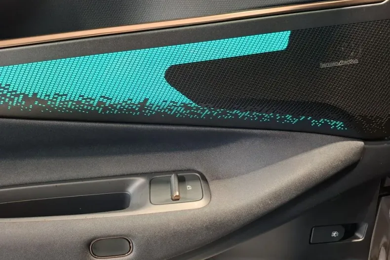 Lynk&Co 8 din 2025 cu 10 km - oferta LYN175964 - foto 37