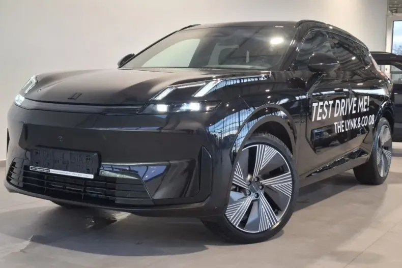 Lynk&Co 8 din 2025 cu 1.400 km - oferta LYN175968 - foto 1