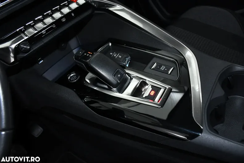 Peugeot 3008 din 2021 cu 128.000 km - oferta PEU175970 - foto 16