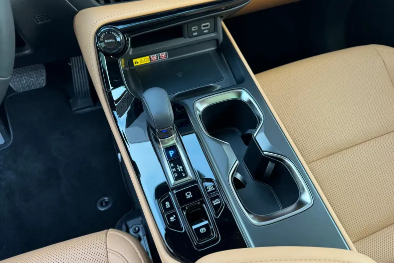 Lexus Seria NX din 2026 cu 4 km - oferta LEX175975 - foto 16