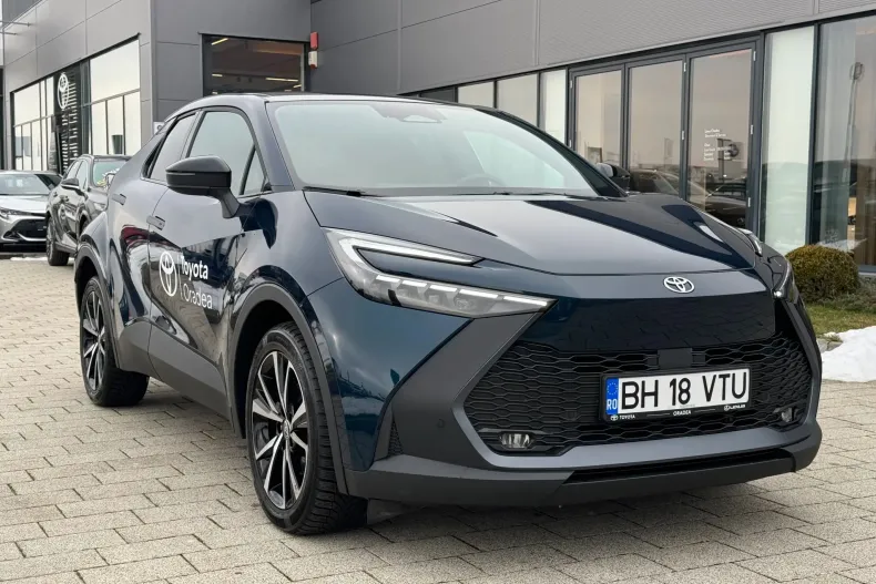 Toyota C-HR din 2025 cu 2.640 km - oferta TOY175976 - foto 1