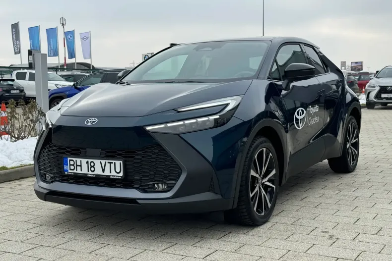 Toyota C-HR din 2025 cu 2.640 km - oferta TOY175976 - foto 3