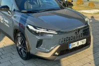 Toyota Corolla Cross din 2025 cu 3.565 km - oferta TOY175977 - foto 9