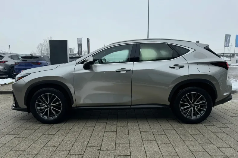 Lexus Seria NX din 2026 cu 4 km - oferta LEX175979 - foto 4