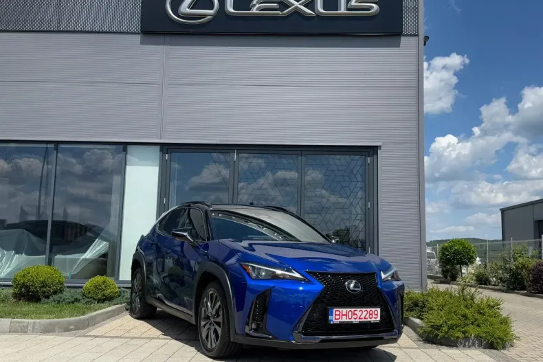 Lexus UX din 2024 cu 2.500 km - oferta LEX175982 - foto 1