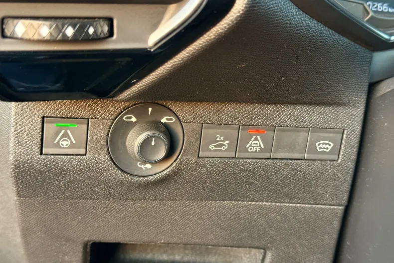 DS Automobiles DS 7 Crossback din 2021 cu 151.000 km - oferta DSA175983 - foto 18