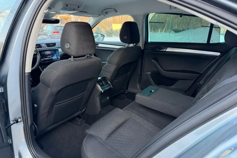 Skoda Superb din 2020 cu 126.450 km - oferta SKO175984 - foto 7