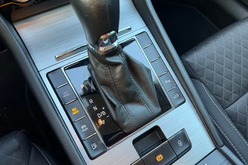 Skoda Superb din 2020 cu 126.450 km - oferta SKO175984 - foto 26