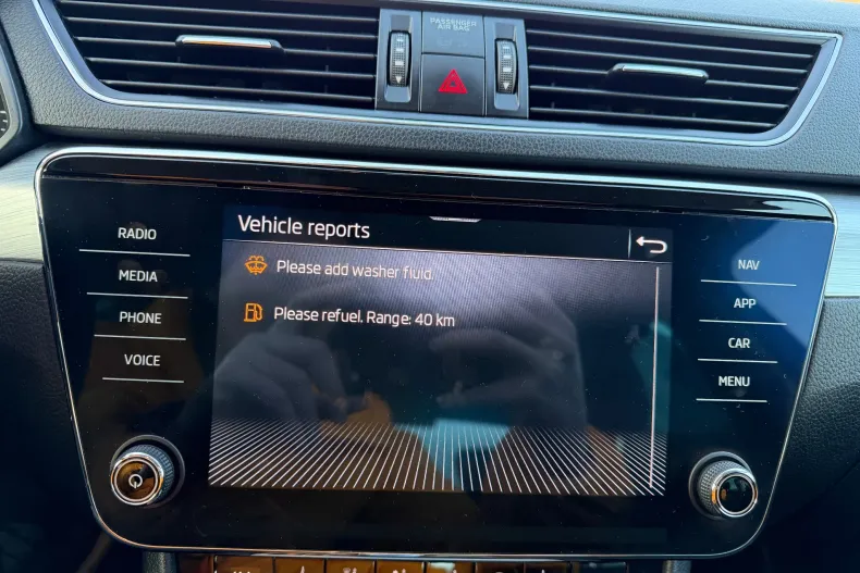 Skoda Superb din 2020 cu 126.450 km - oferta SKO175984 - foto 31