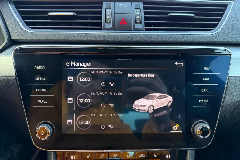 Skoda Superb din 2020 cu 126.450 km - oferta SKO175984 - foto 34