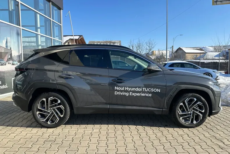 Hyundai TUCSON din 2025 cu 7.500 km - oferta HYU175985 - foto 8