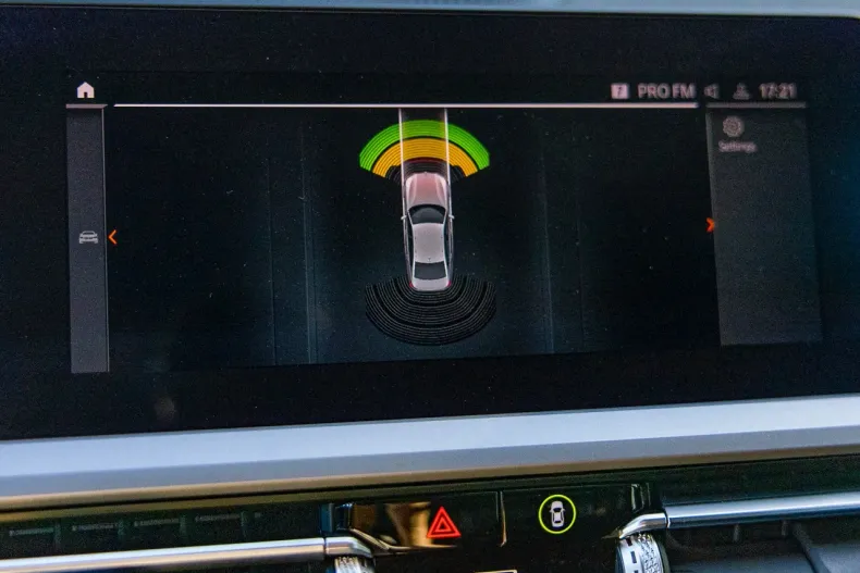 BMW Seria 3 din 2021 cu 81.523 km - oferta BMW175989 - foto 14