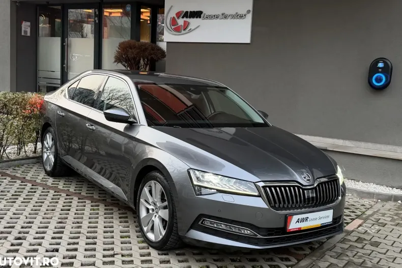 Skoda Superb din 2023 cu 150.000 km - oferta SKO175990 - foto 1
